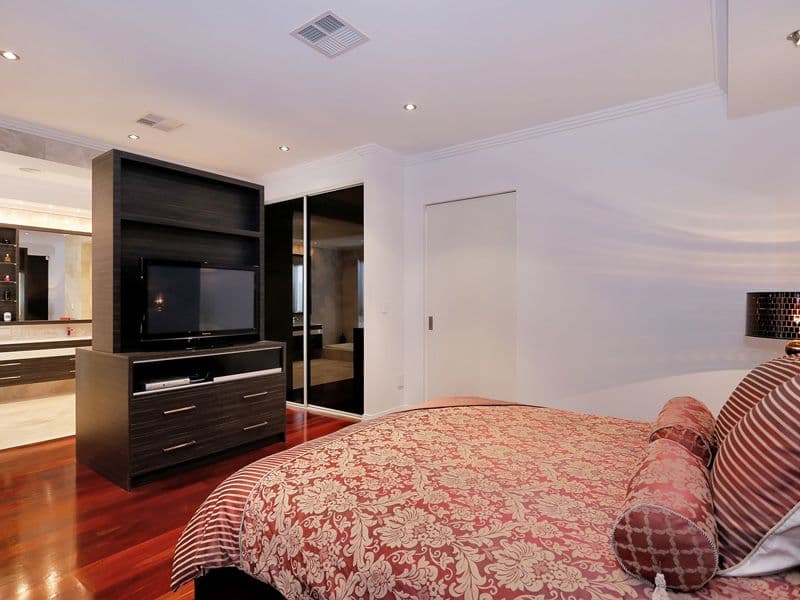 17 Calderstone Rise, LANDSDALE WA 6065, Landsdale - Thumbnail 4