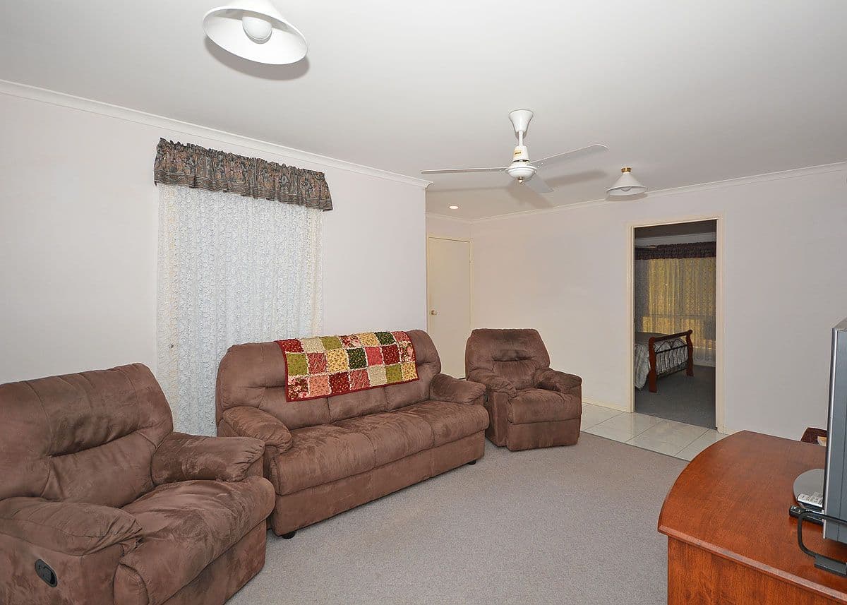 180 Truro Street, Urangan QLD 4655, Urangan - Thumbnail 5