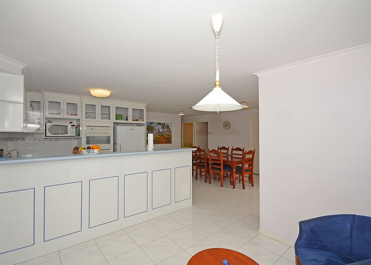 180 Truro Street, Urangan QLD 4655, Urangan - Thumbnail 7