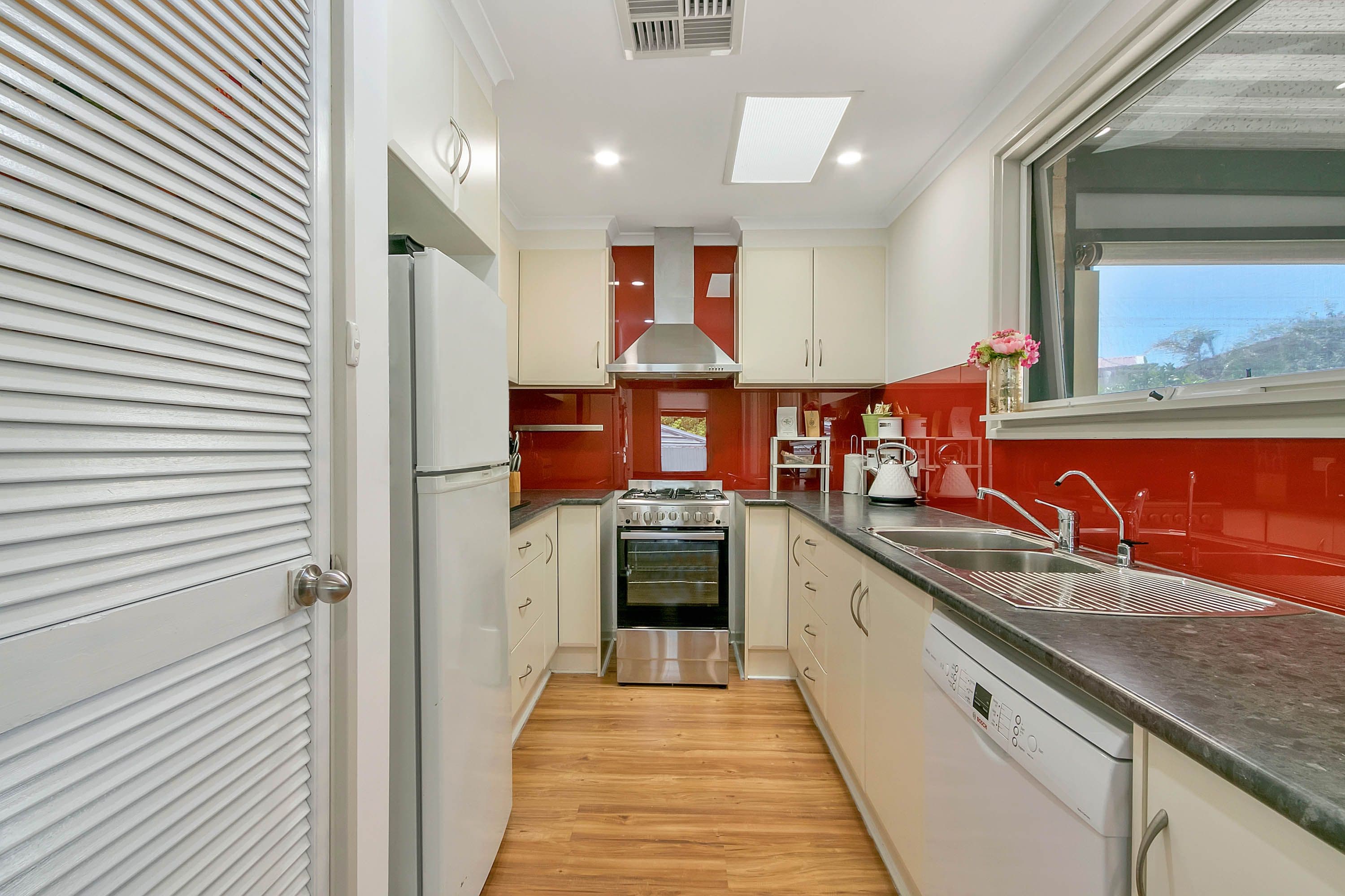 11 Endama Court, Craigmore SA 5114, Craigmore - Thumbnail 3