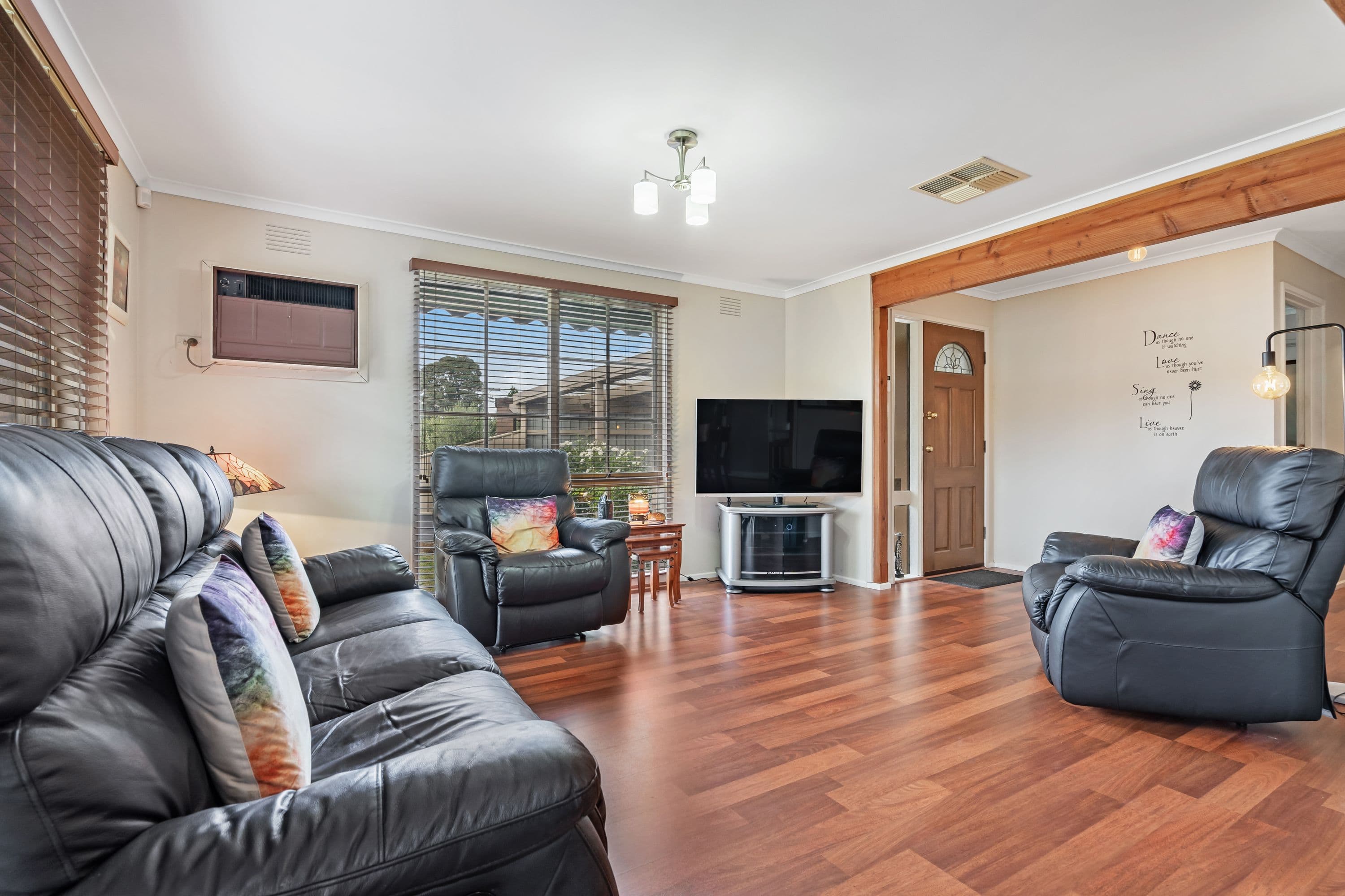 9 Kirkbride Way, Craigieburn VIC 3064, Craigieburn - Thumbnail 4