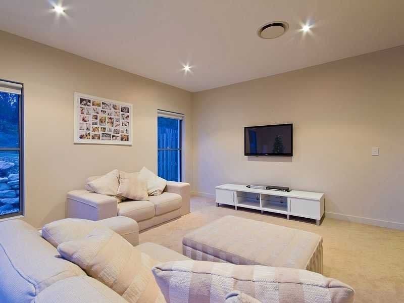 2 Lowell Street, REEDY CREEK QLD 4227, Reedy Creek - Thumbnail 6