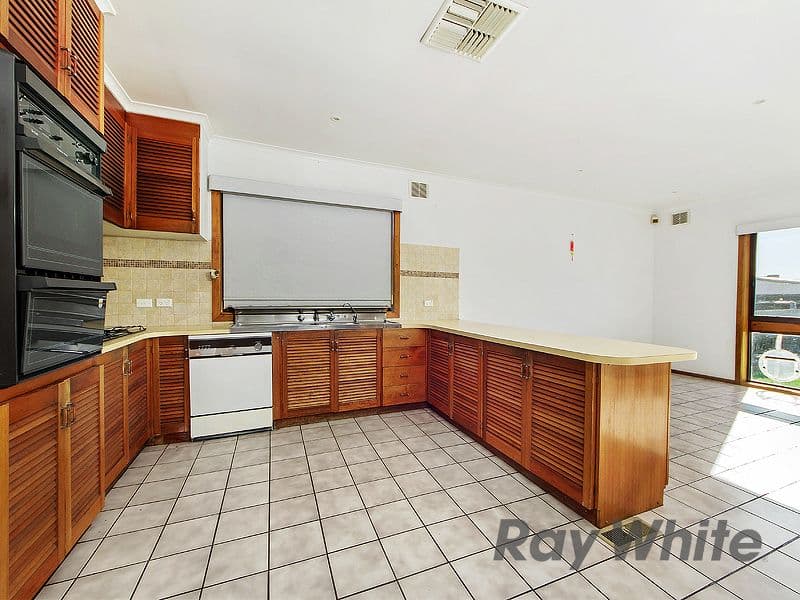 300 Furlong Road, St Albans VIC 3021, St Albans - Thumbnail 8