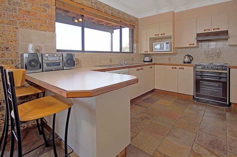 54 Pengana Crescent, MOLLYMOOK NSW 2539, Mollymook - Thumbnail 5