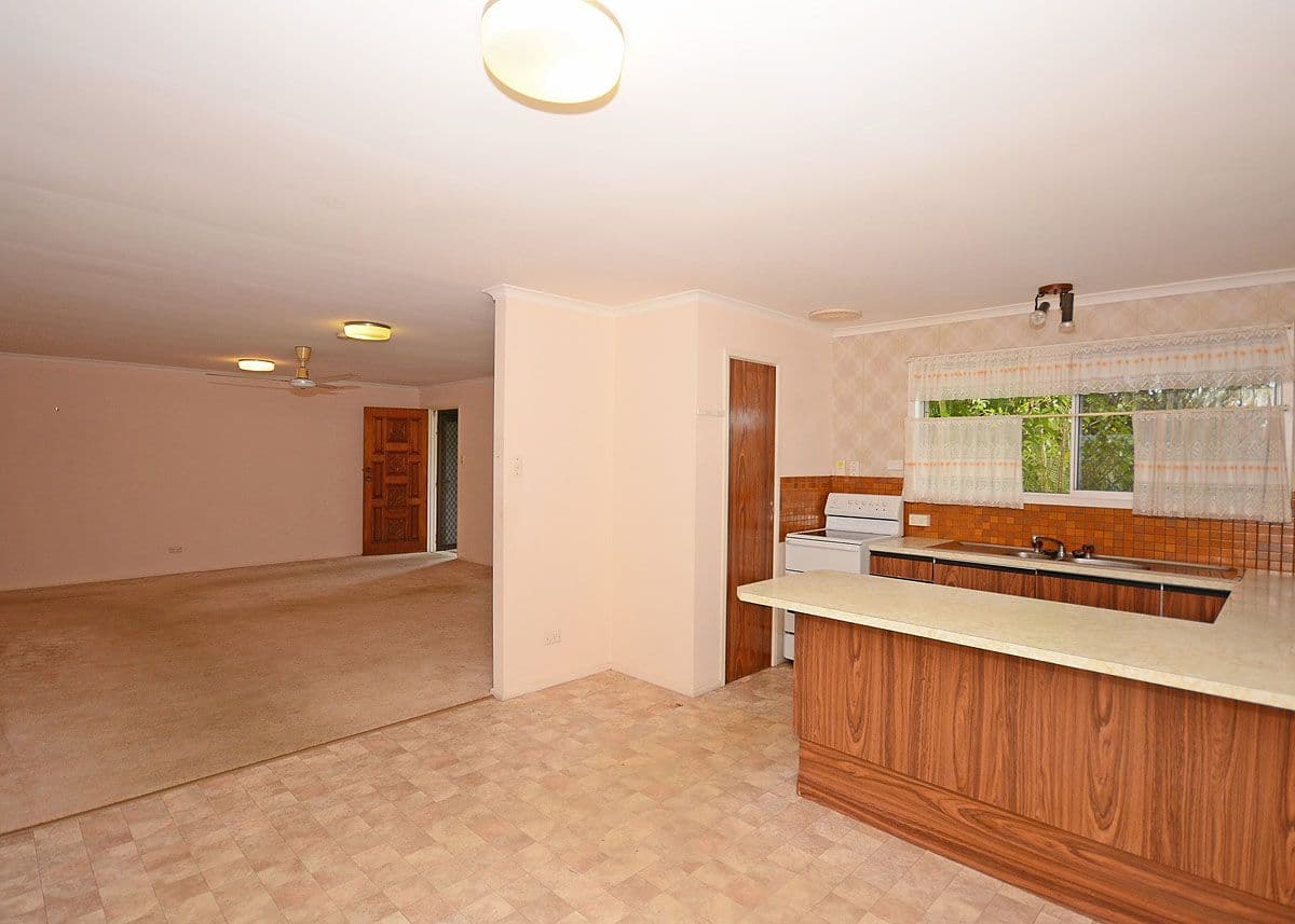 40 Wonga Street, SCARNESS QLD 4655, Scarness - Thumbnail 3