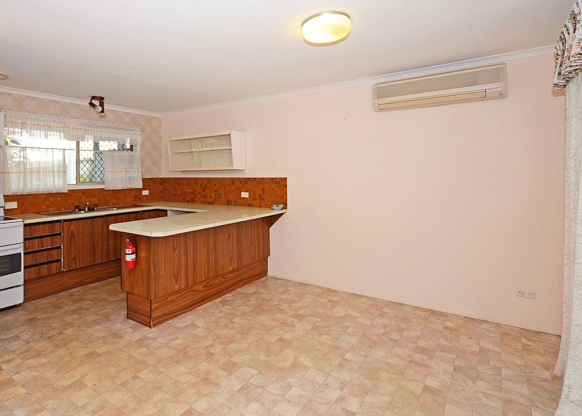 40 Wonga Street, SCARNESS QLD 4655, Scarness - Thumbnail 5