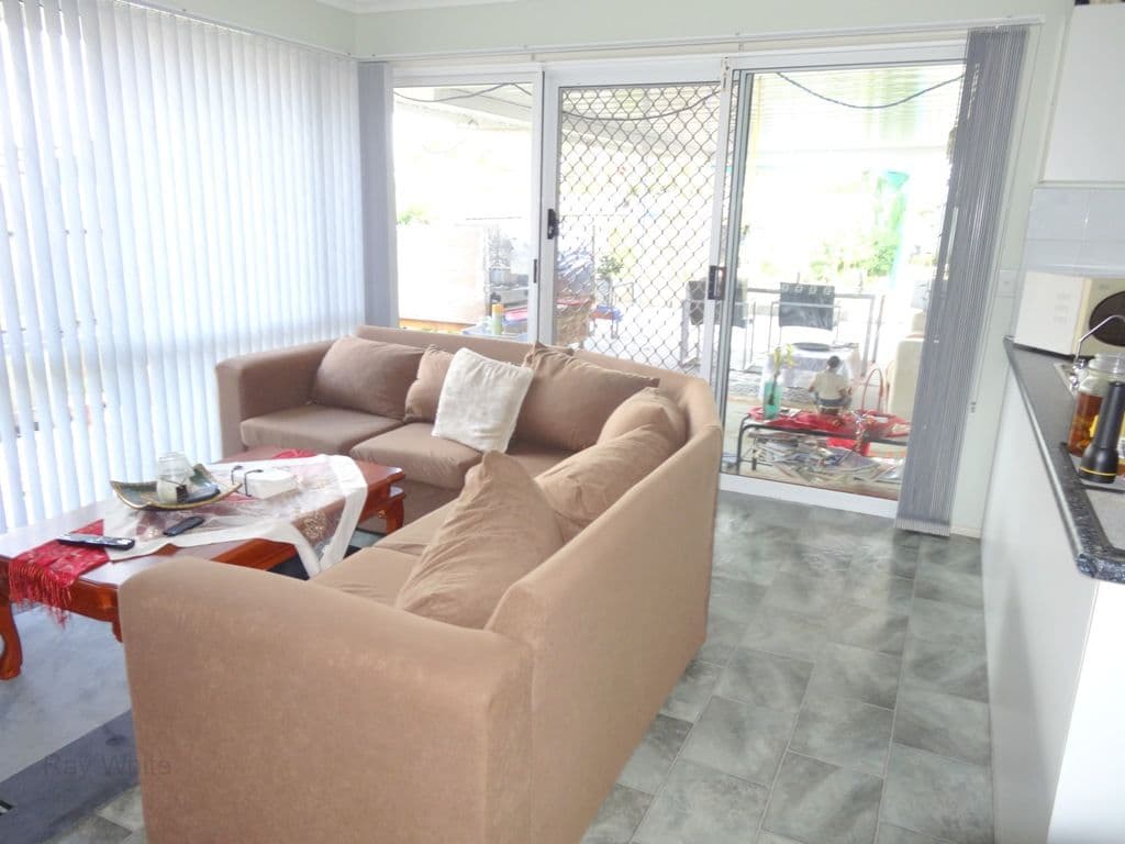 15 Mary Leigh Street, Deception Bay QLD 4508, Deception Bay - Thumbnail 5