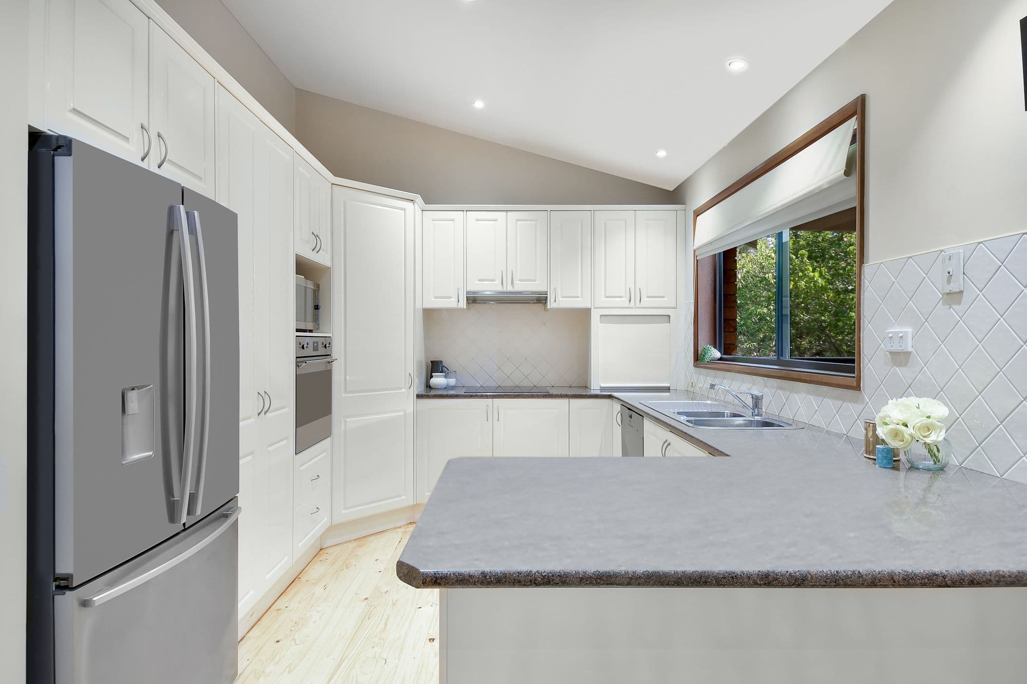 8 Martine Avenue, Camden South NSW 2570, Camden South - Thumbnail 2