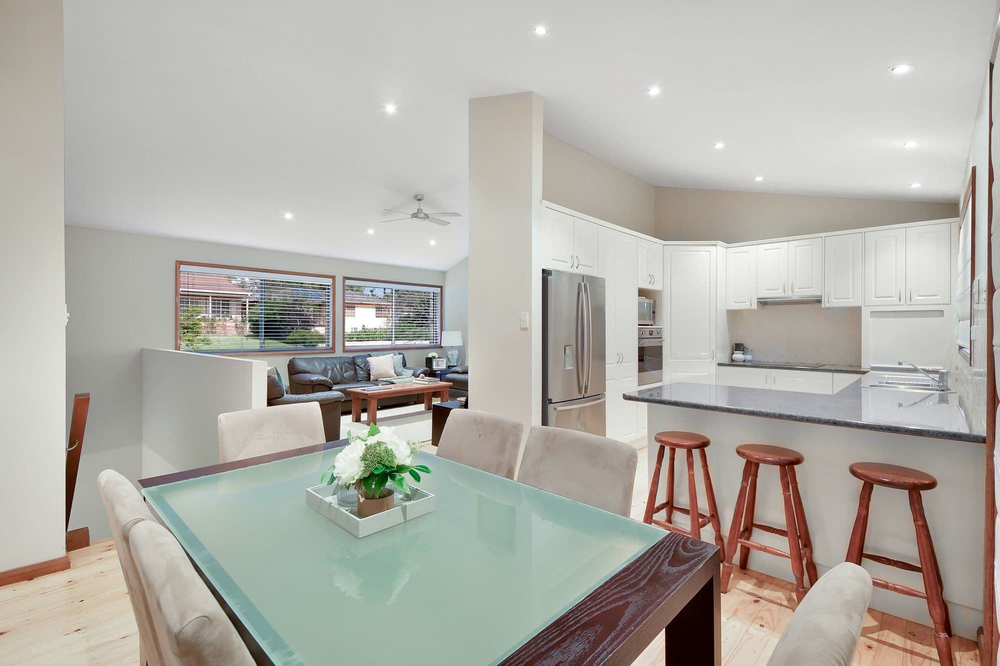 8 Martine Avenue, Camden South NSW 2570, Camden South - Thumbnail 3