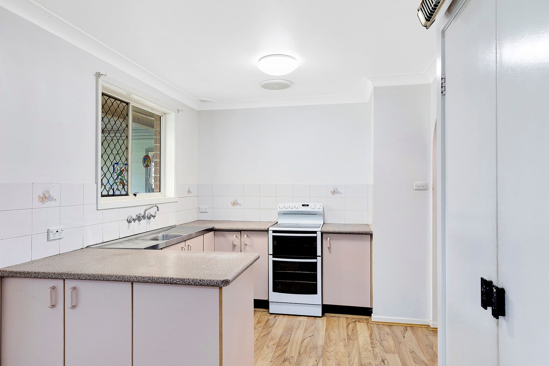 15 Elgata Street, Bateau Bay NSW 2261, Bateau Bay - Thumbnail 4