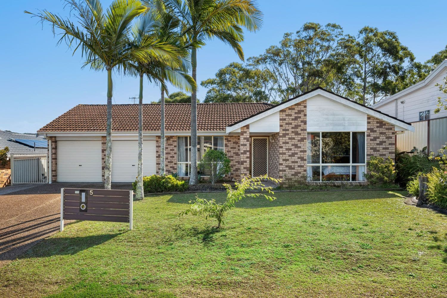 5 Lancaster Parade, Bateau Bay NSW 2261, Bateau Bay - Image 1