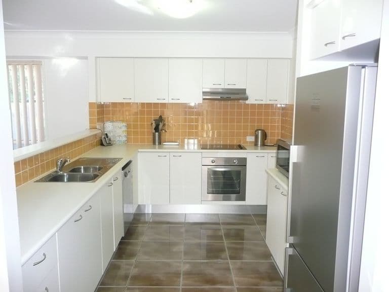 39 Earnshaw Street, CALAMVALE QLD 4116, Calamvale - Thumbnail 2