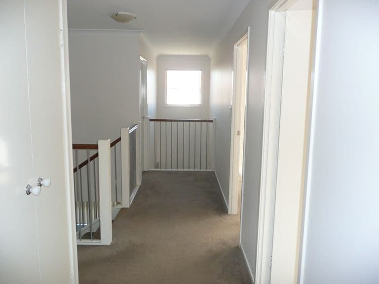 39 Earnshaw Street, CALAMVALE QLD 4116, Calamvale - Thumbnail 4