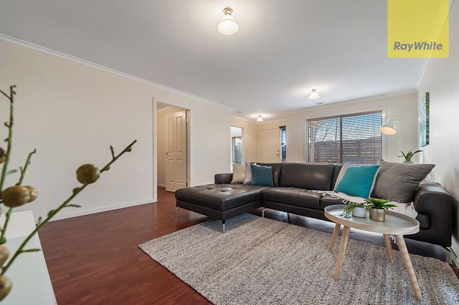 8 Kennedy Parade, Roxburgh Park VIC 3064, Roxburgh Park - Thumbnail 3