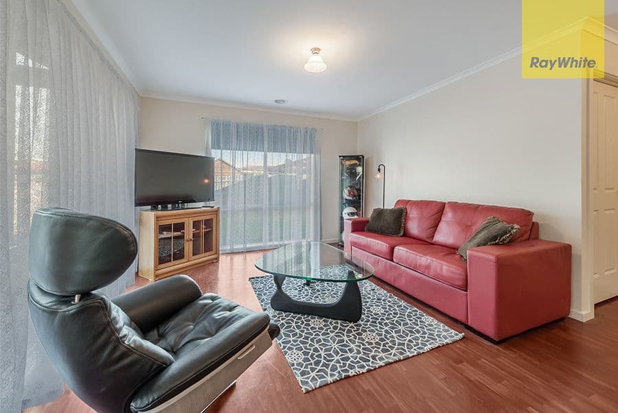 8 Kennedy Parade, Roxburgh Park VIC 3064, Roxburgh Park - Thumbnail 6