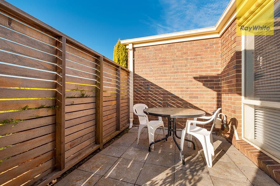 8 Kennedy Parade, Roxburgh Park VIC 3064, Roxburgh Park - Thumbnail 8