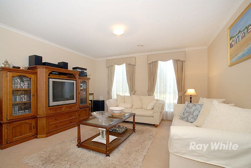 6 Caulfield Court, NARRE WARREN VIC 3805, Narre Warren - Thumbnail 4