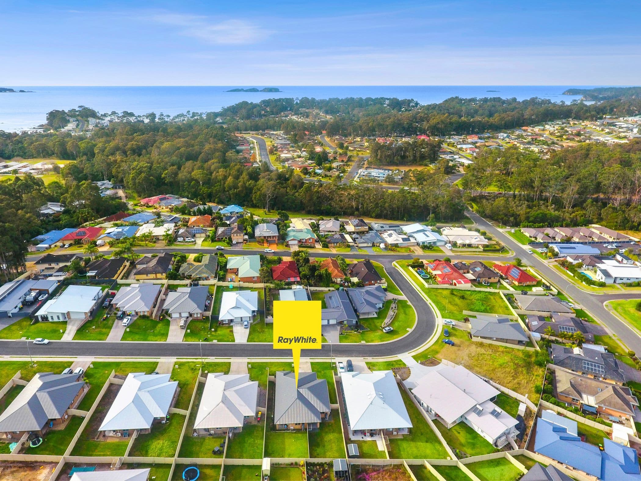 13 & 13A Wagtail Crescent, Batehaven NSW 2536, Batehaven - Thumbnail 3