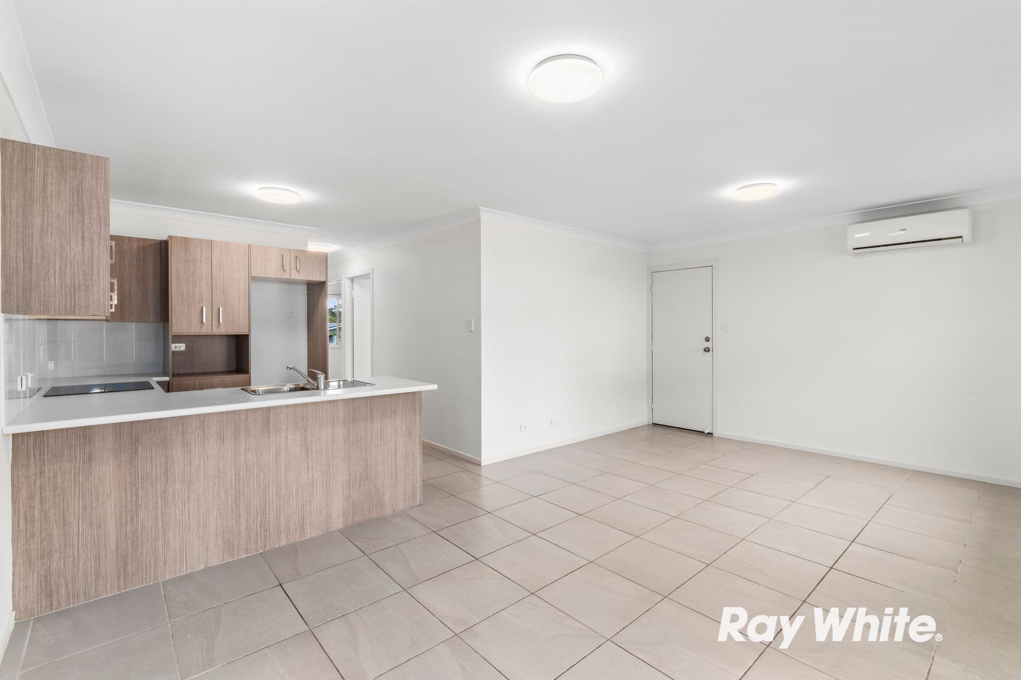 13 & 13A Wagtail Crescent, Batehaven NSW 2536, Batehaven - Thumbnail 4