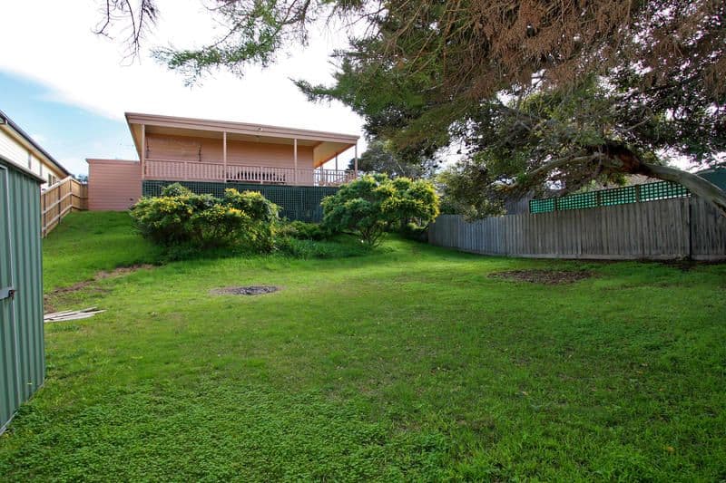 1 Hilltop Avenue, BLAIRGOWRIE VIC 3942, Blairgowrie - Thumbnail 5
