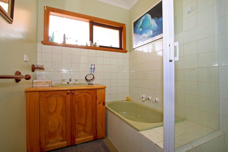 1 Hilltop Avenue, BLAIRGOWRIE VIC 3942, Blairgowrie - Thumbnail 8