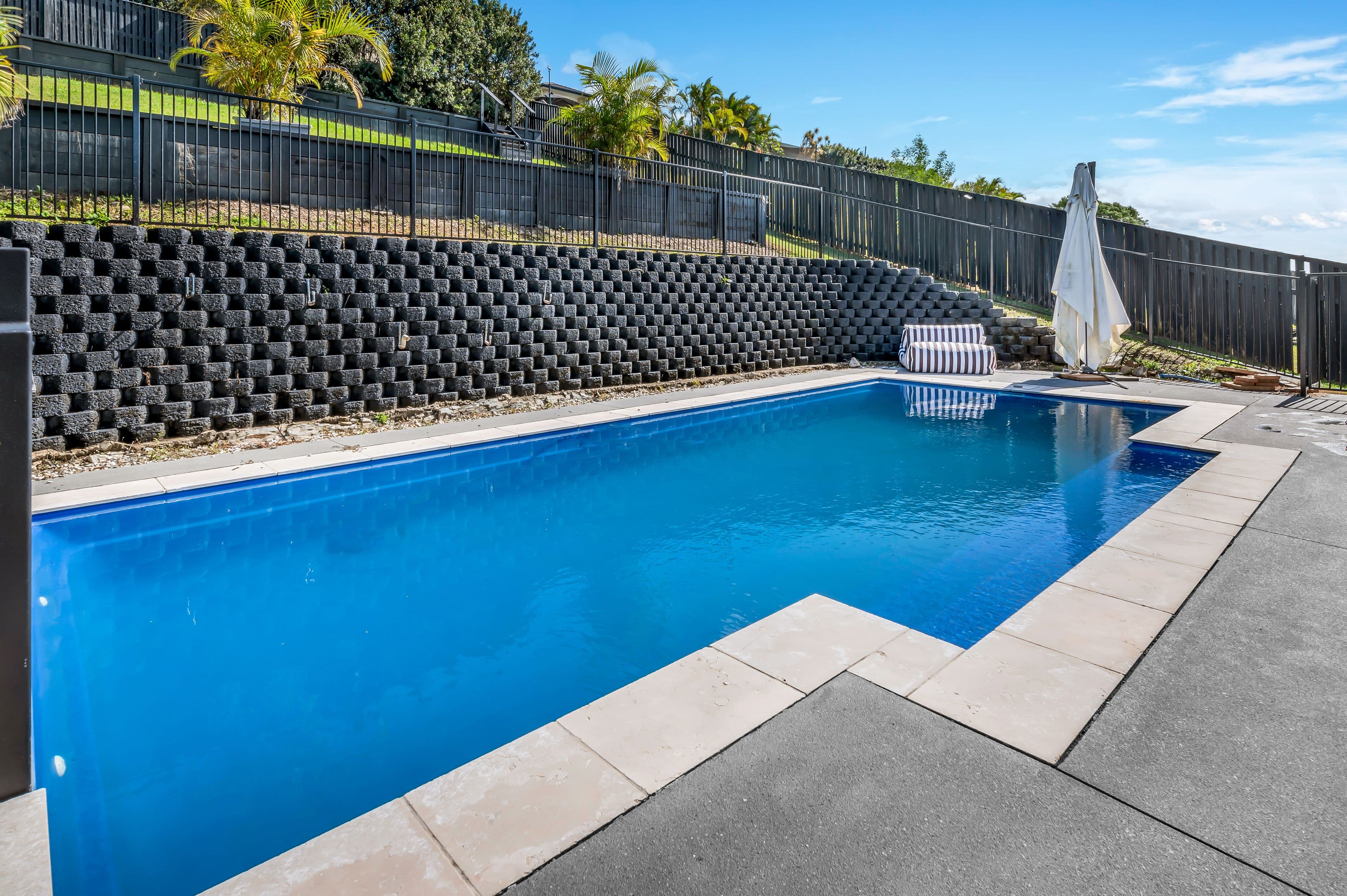 25 Elkins Street, Pacific Pines QLD 4211, Pacific Pines - Thumbnail 4
