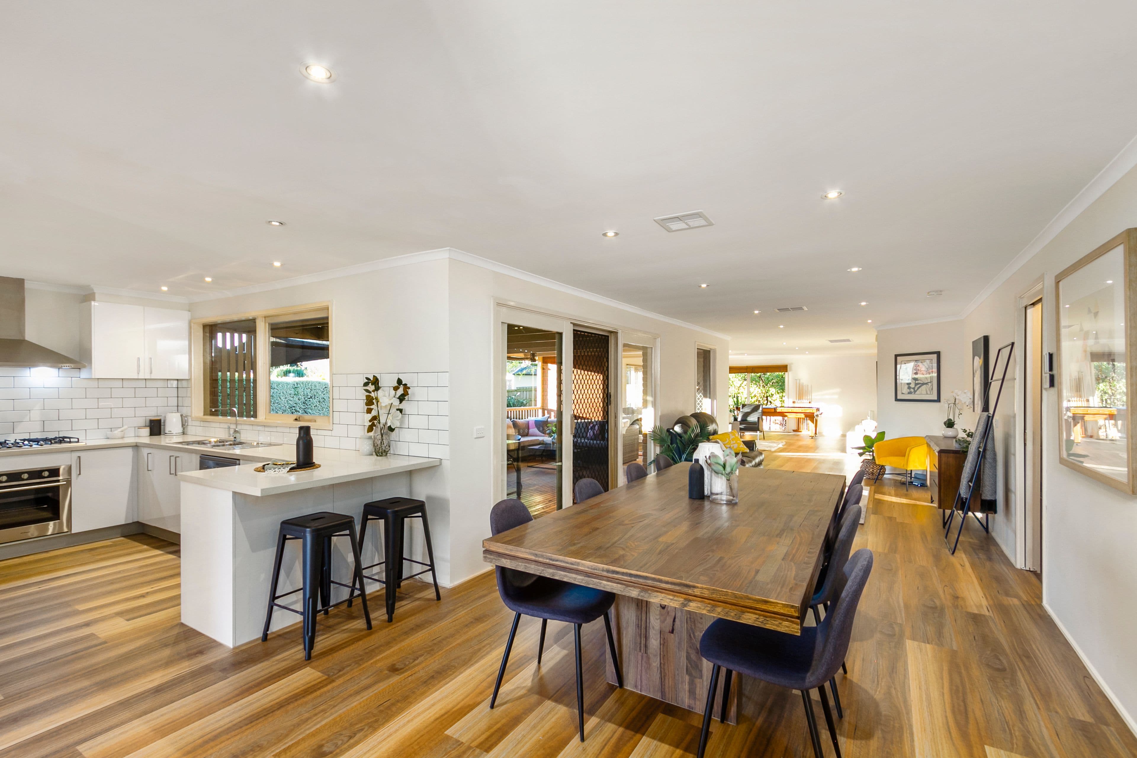 6 St Helena Place, Rowville VIC 3178, Rowville - Thumbnail 3