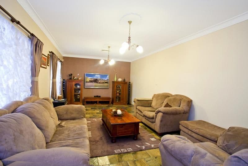 3 Russell Close, GREEN VALLEY NSW 2168, Green Valley - Thumbnail 2