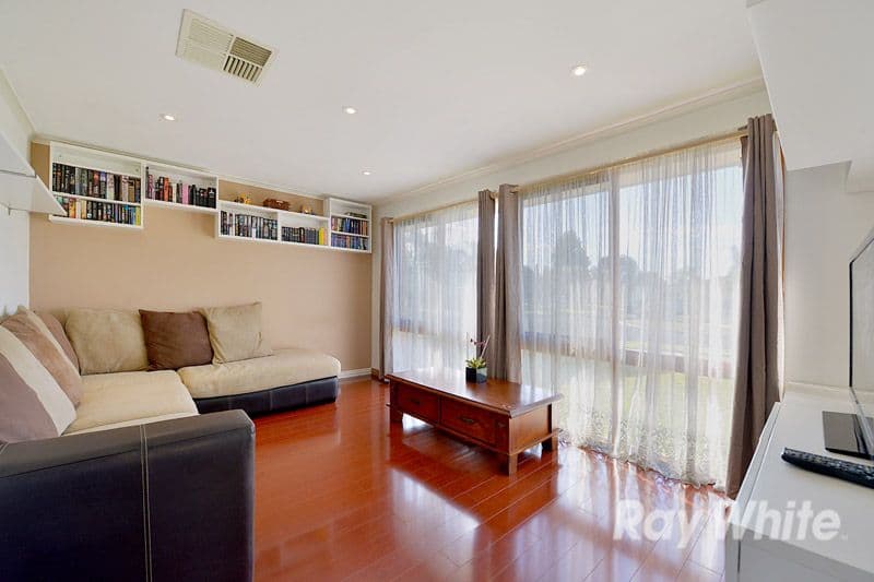 7 Wedge Crescent, Rowville VIC 3178, Rowville - Thumbnail 2