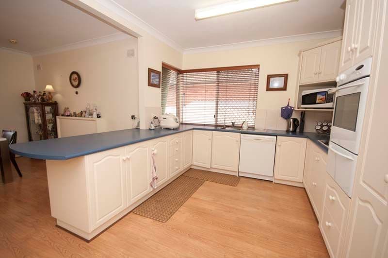 68 Bradley Grove, MITCHELL PARK SA 5043, Mitchell Park - Thumbnail 2