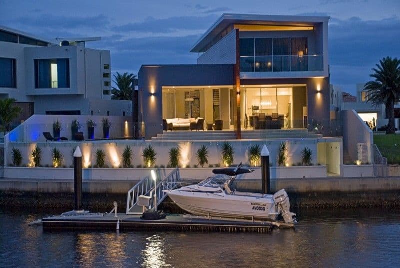 28 Royal Albert Crescent, PARADISE POINT QLD 4216, Paradise Point - Image 1
