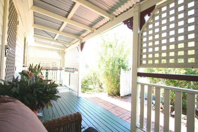 11 Moore Street, MORNINGSIDE QLD 4170, Morningside - Thumbnail 2