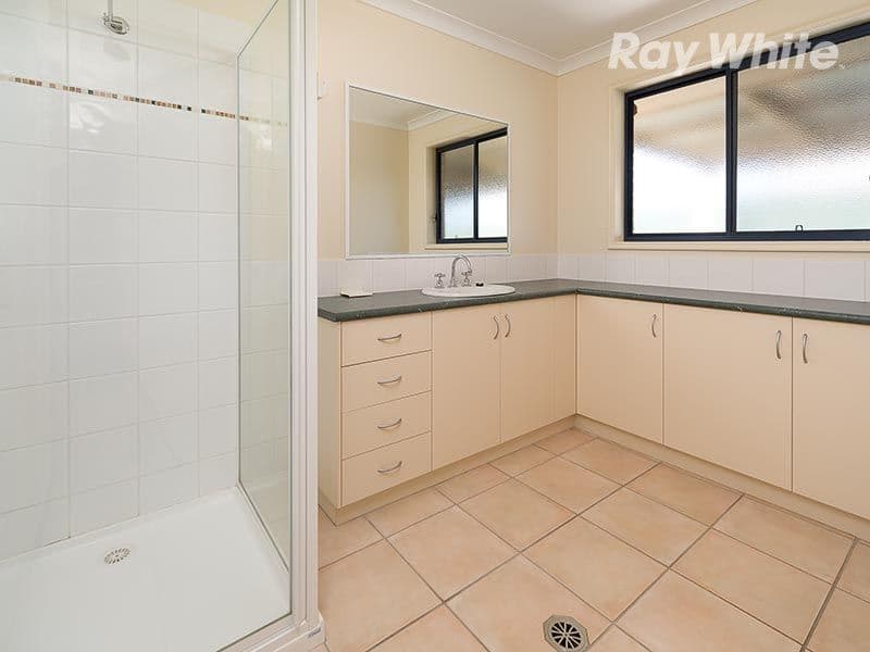 8 Hall Court, HOWLONG NSW 2643, Howlong - Thumbnail 3