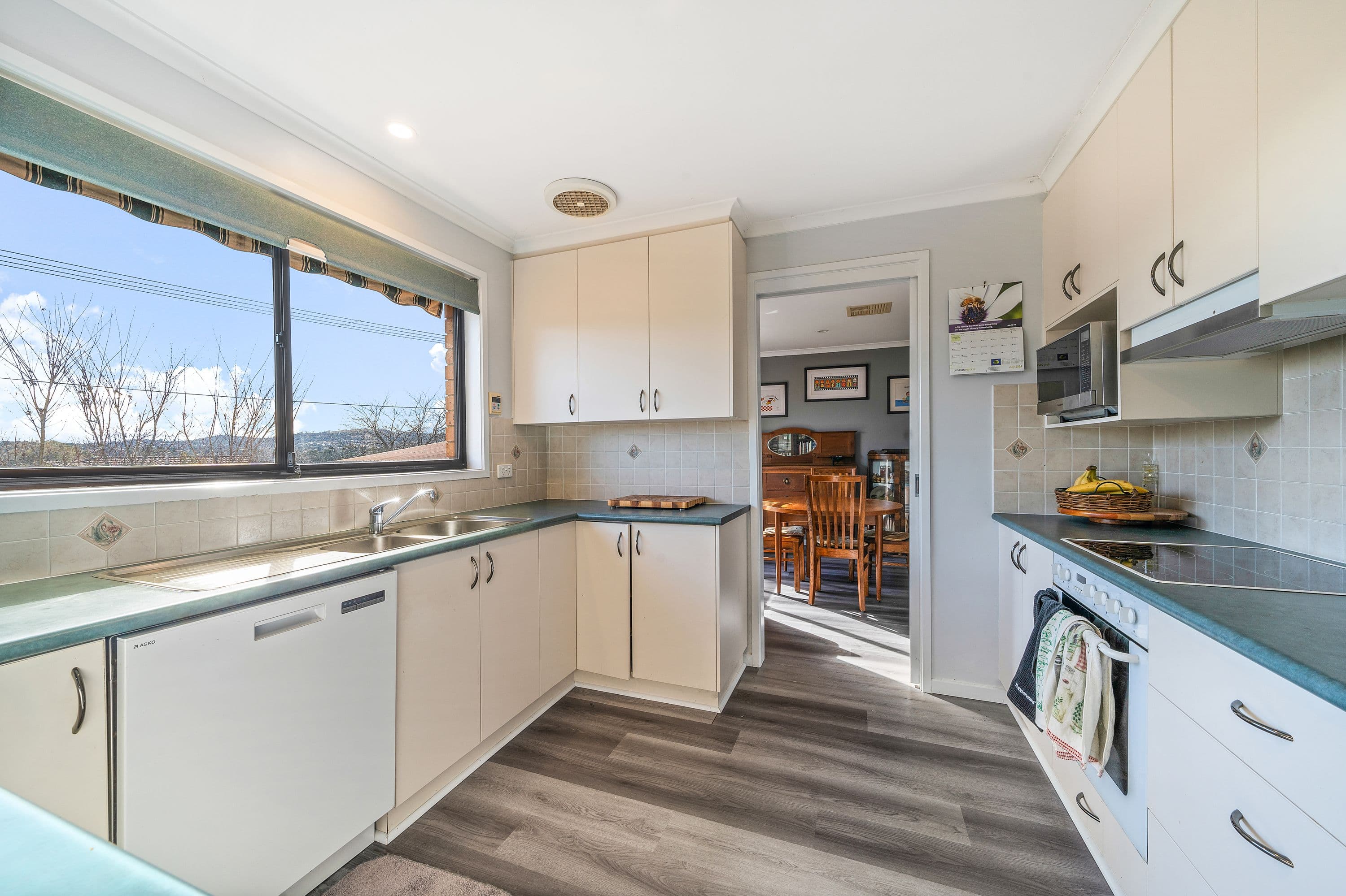 19 Bandulla Street, Isabella Plains ACT 2905, Isabella Plains - Thumbnail 4