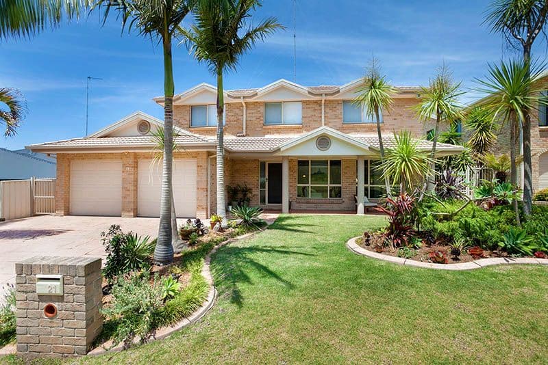 21 Narran Way, Flinders - Image 1