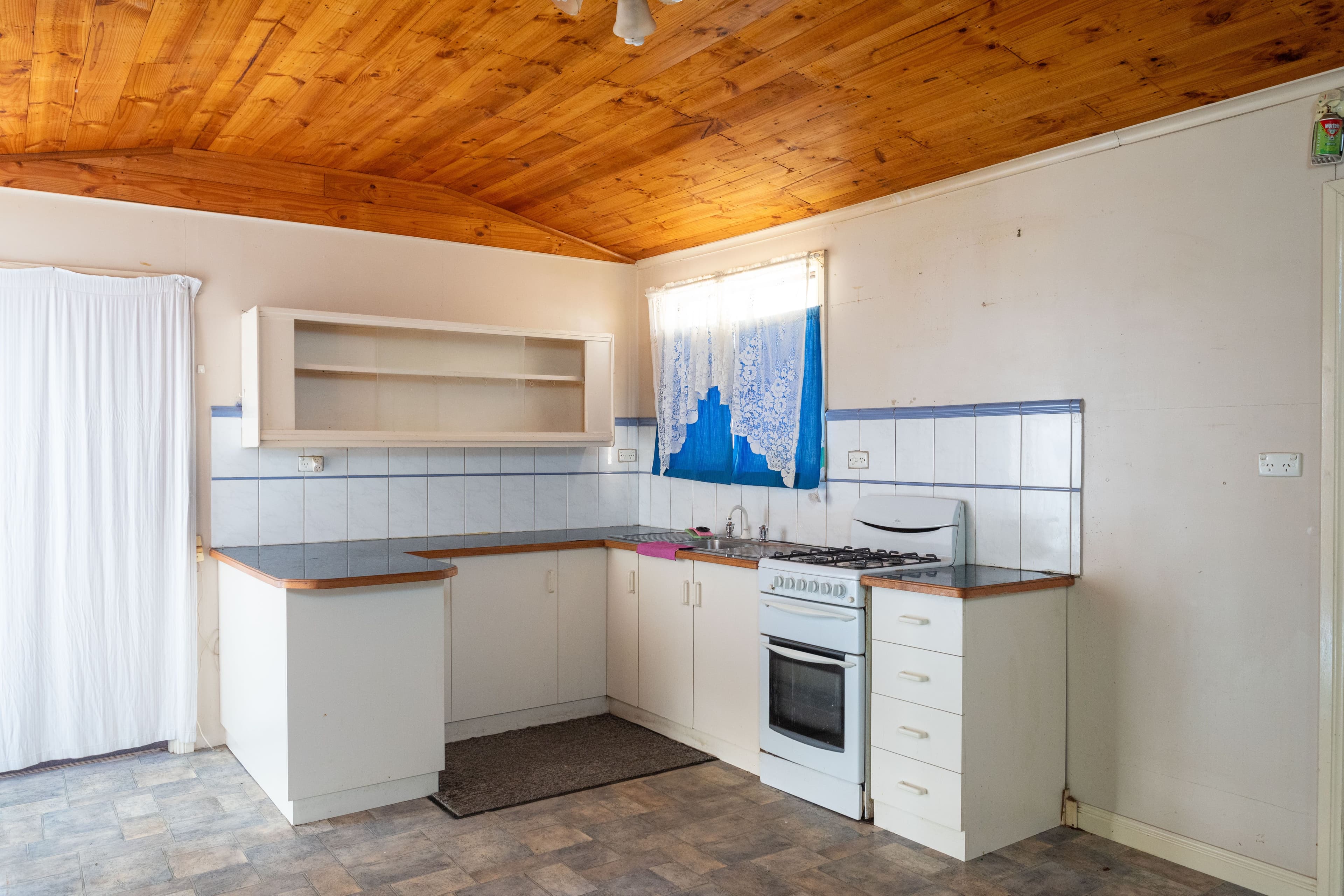 49 Gordon Road, Loxton SA 5333, Loxton - Thumbnail 3