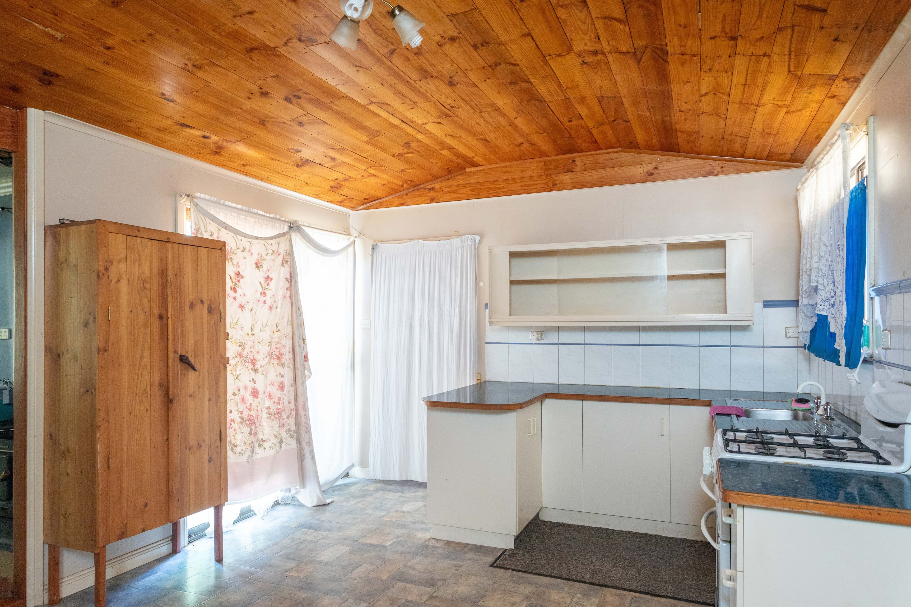49 Gordon Road, Loxton SA 5333, Loxton - Thumbnail 4