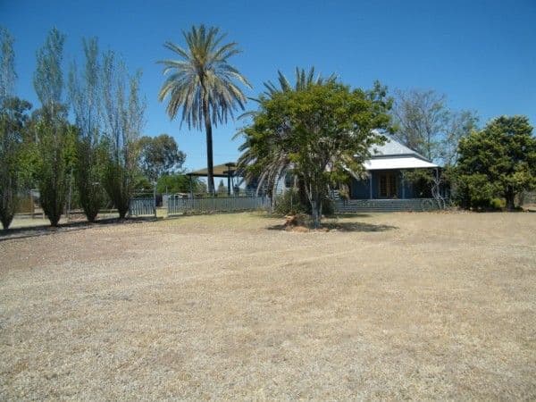 237 Windmill Street, CHINCHILLA QLD 4413, Chinchilla - Thumbnail 2