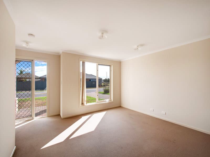 2 Robe Street, Andrews Farm - Thumbnail 2