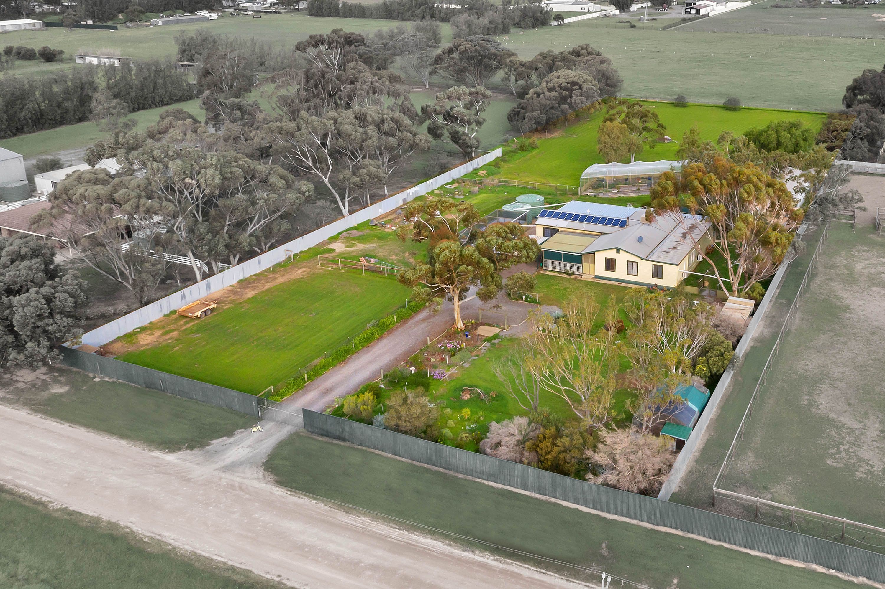 38 Artesian Road West, Two Wells SA 5501, Two Wells - Thumbnail 3