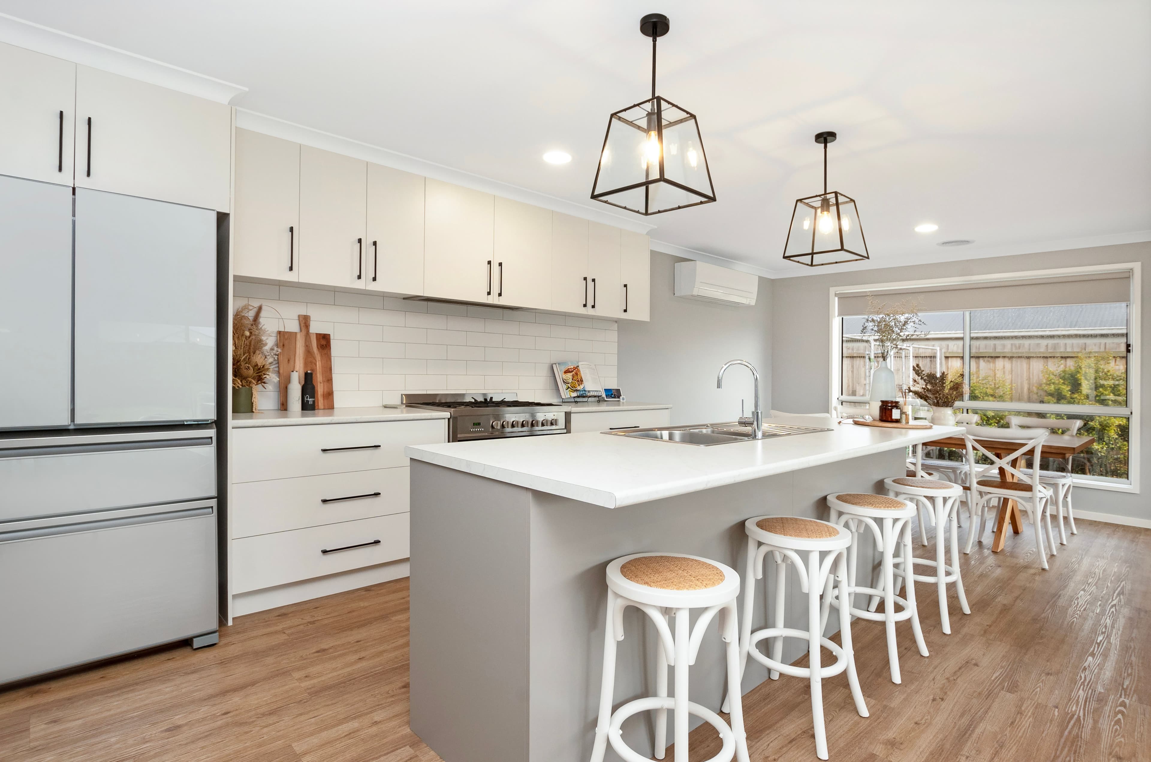 9 Goldstraw Esplanade, Warrnambool VIC 3280, Warrnambool - Thumbnail 2