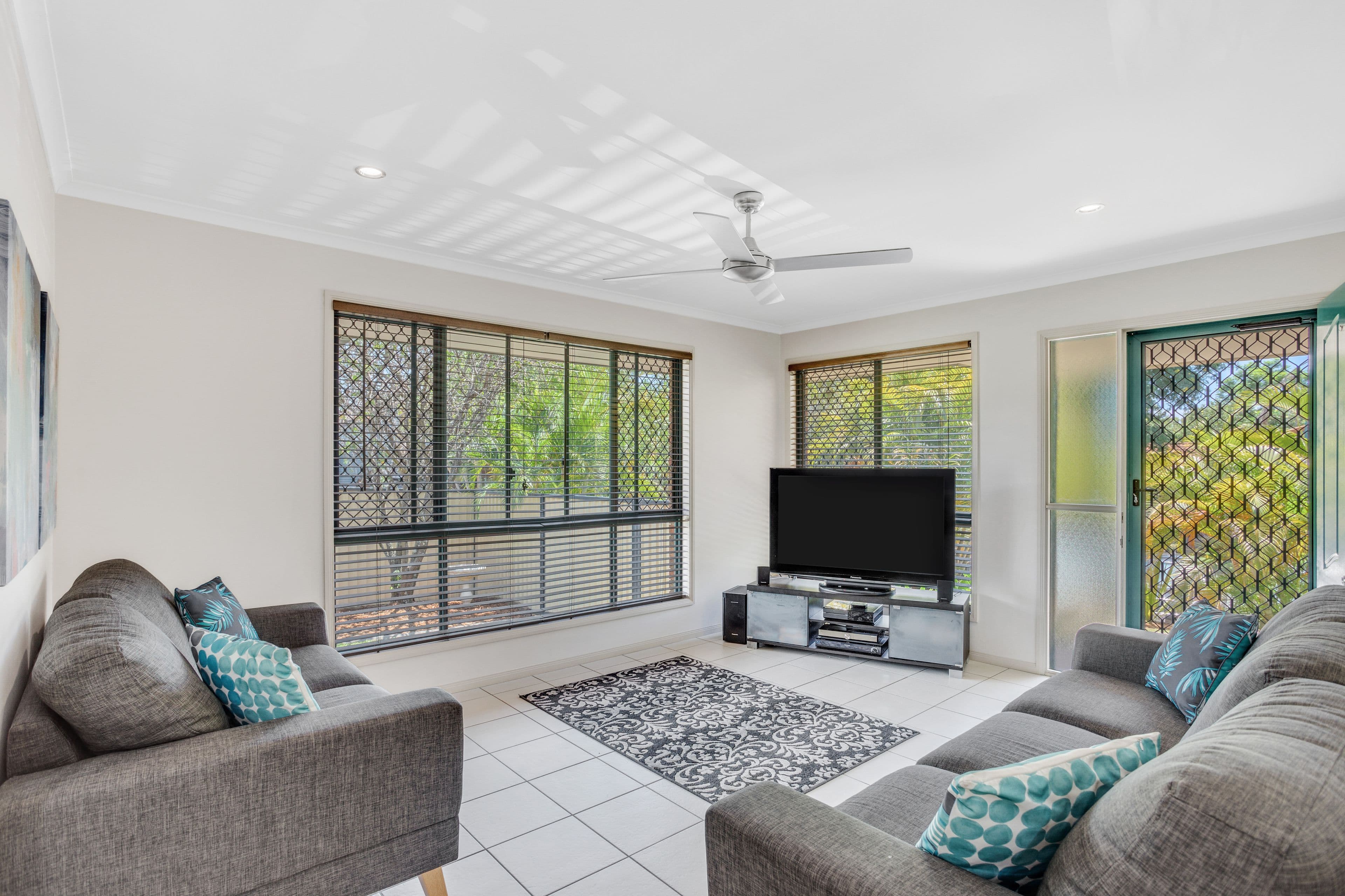 33 Willunga Place, Merrimac QLD 4226, Merrimac - Thumbnail 2