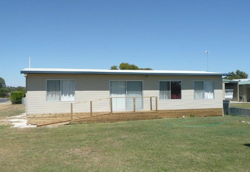 35 Seaview Drive, KINGSTON SE SA 5275, Kingston Se - Image 1