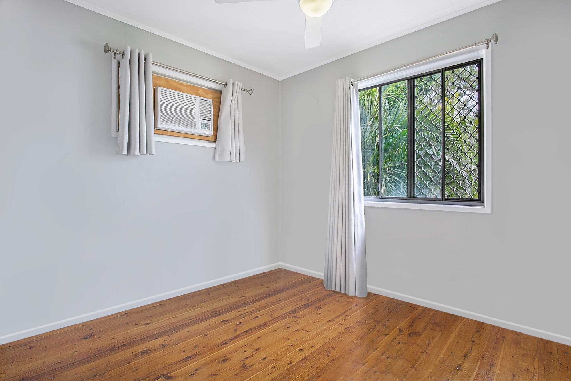 92 Sportsground Street, Redcliffe QLD 4020, Redcliffe - Thumbnail 7