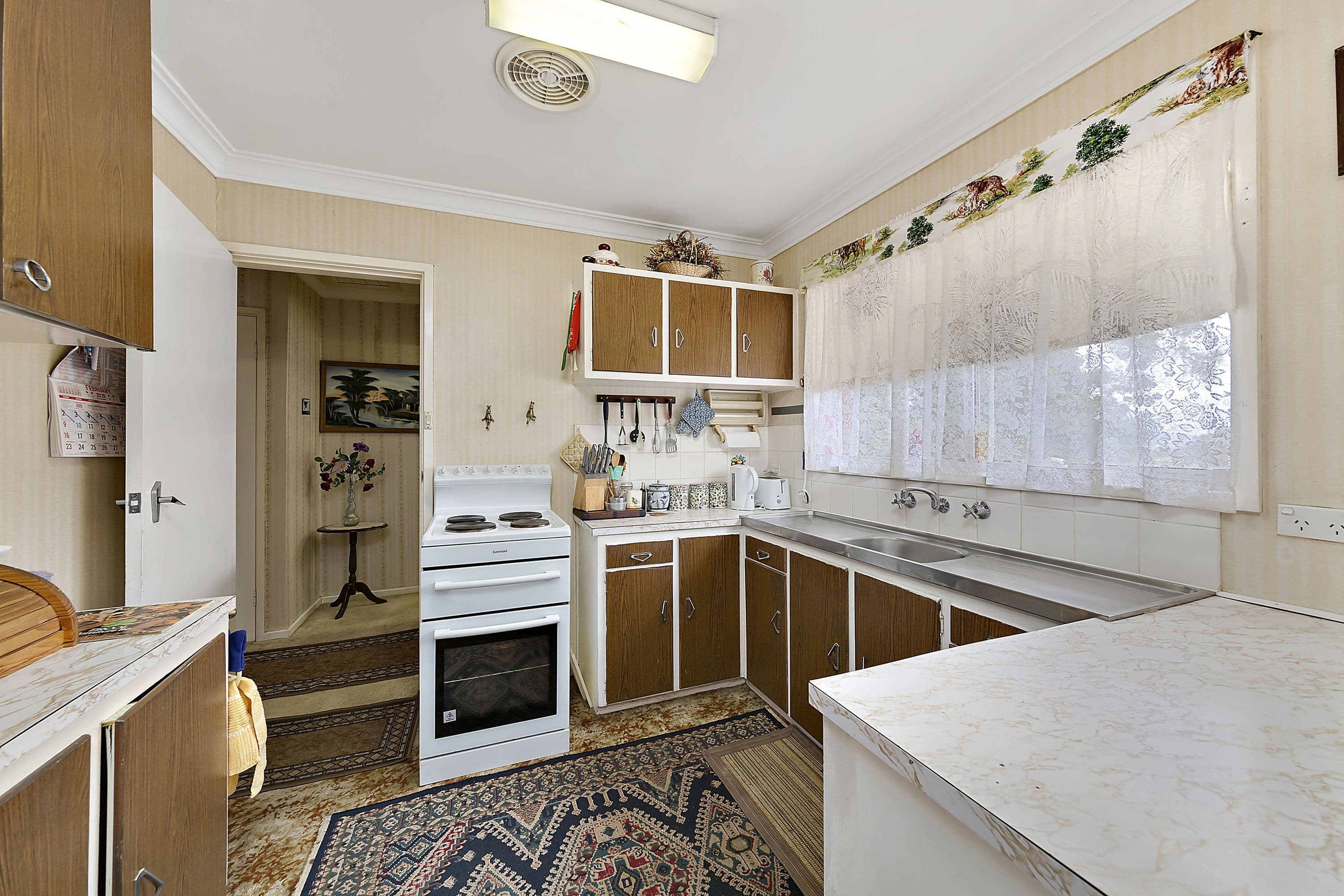 24 Bendora Avenue, Queanbeyan NSW 2620, Queanbeyan - Thumbnail 7