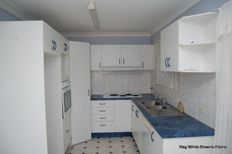 22 Parkland Avenue, BROWNS PLAINS QLD 4118, Browns Plains - Thumbnail 2