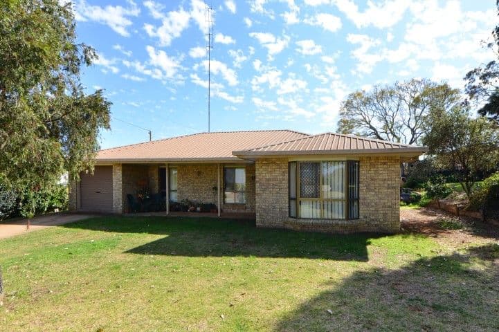 25 Redwood Street, NEWTOWN QLD 4350, Newtown - Thumbnail 6