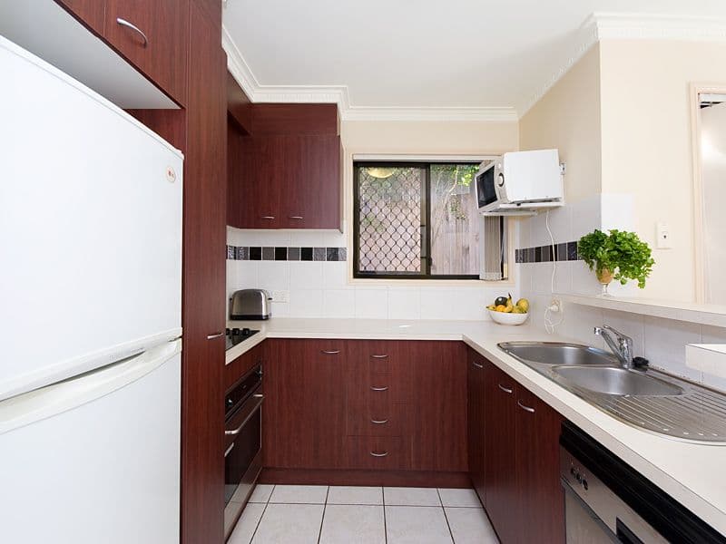 18 Fifth Avenue, KEDRON QLD 4031, Kedron - Thumbnail 7