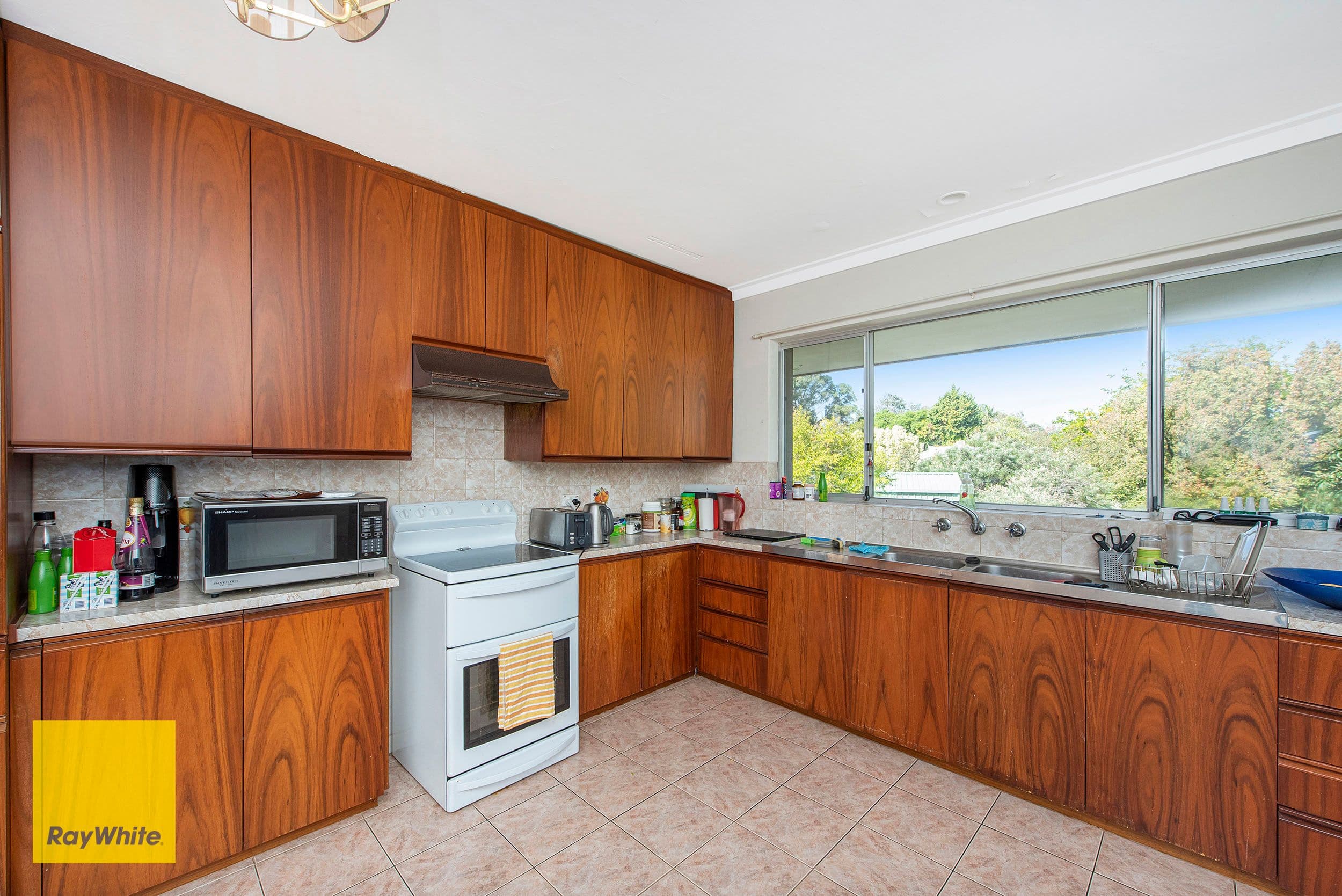11 Andrew Street, Kalamunda WA 6076, Kalamunda - Thumbnail 5