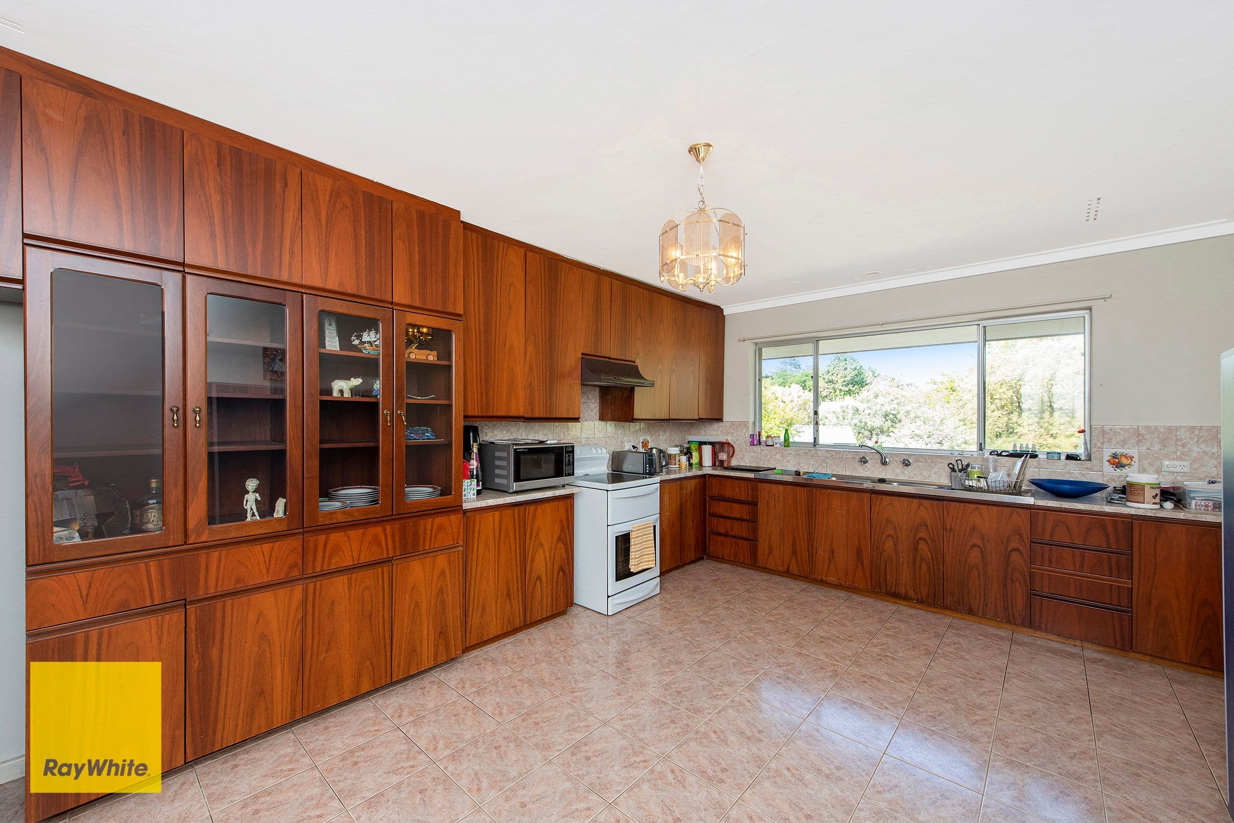11 Andrew Street, Kalamunda WA 6076, Kalamunda - Thumbnail 6